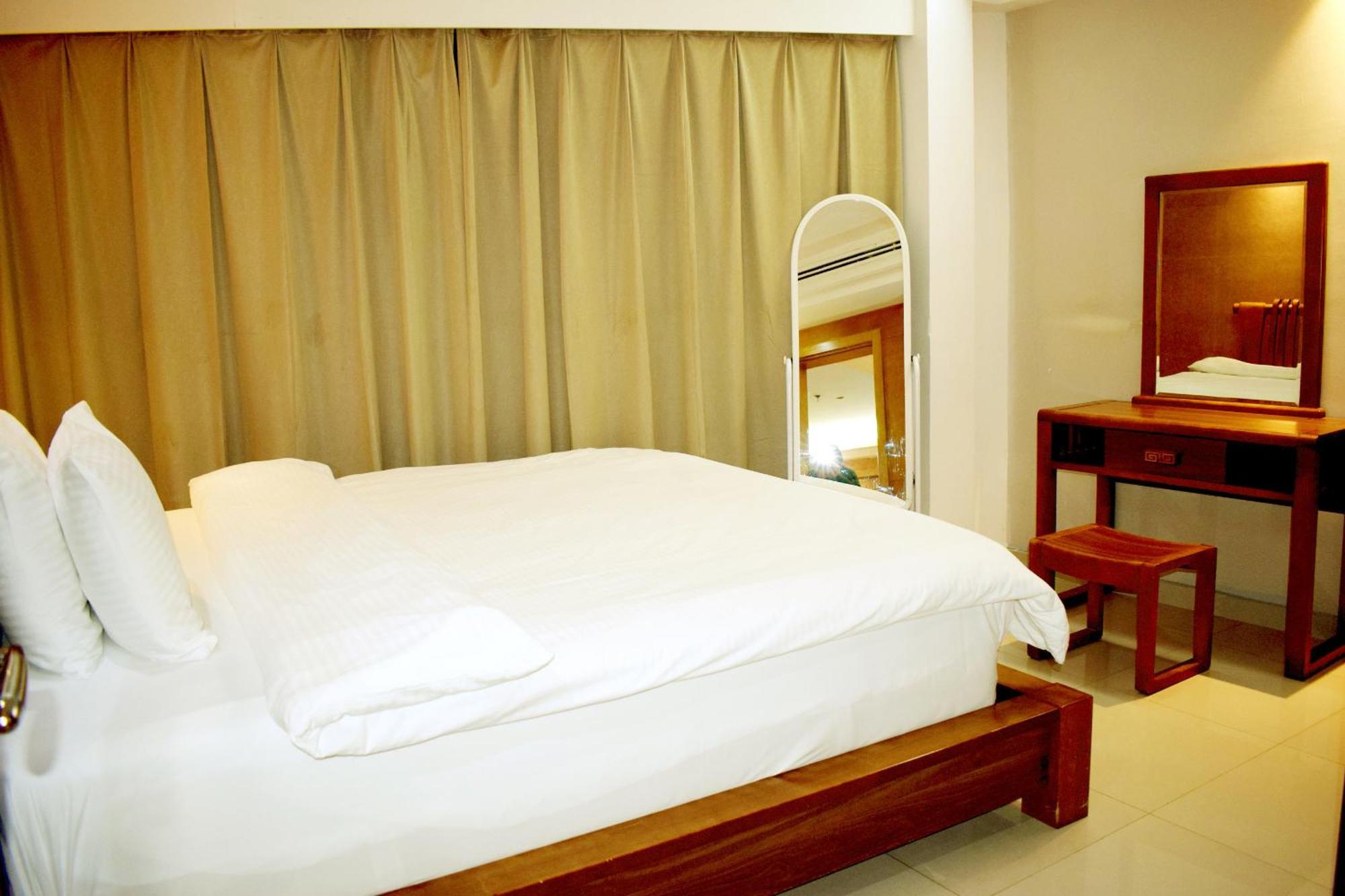 Yara Suites Бурайда Екстериор снимка